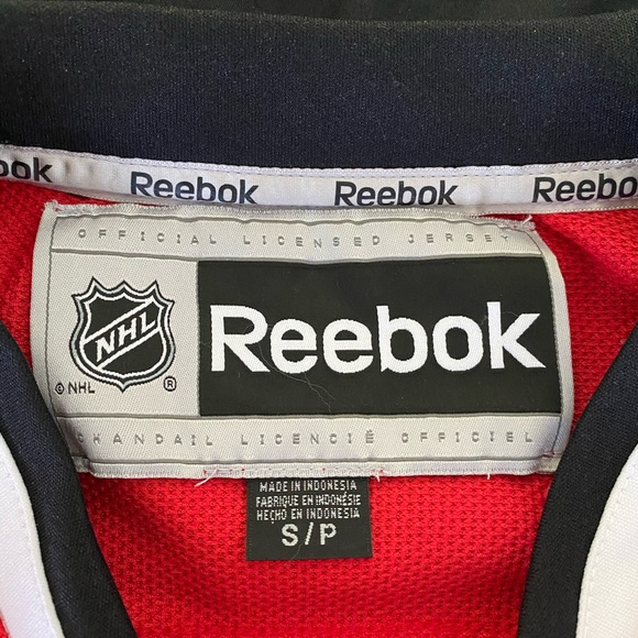 Chicago Blackhawks Reebok Home Jersey - Picture 6 of 7